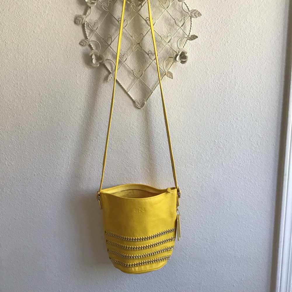 Handbag - Picture 2 of 7